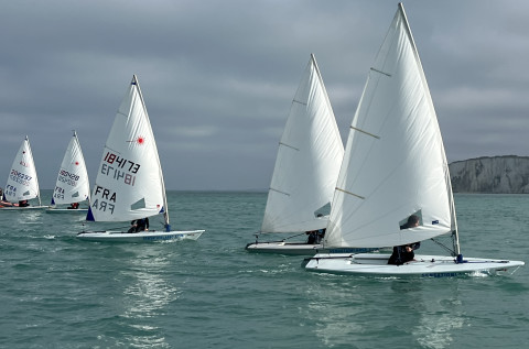 Club Voile Loisir 14-17 ans - Forfait Annuel